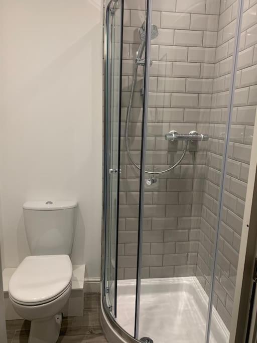 Alto - Lovely 2 Bedroom Serviced Apartment Bristol By Mint Stays Kültér fotó
