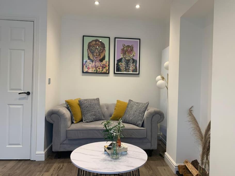 Alto - Lovely 2 Bedroom Serviced Apartment Bristol By Mint Stays Kültér fotó
